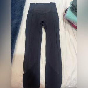black lululemon leggings
